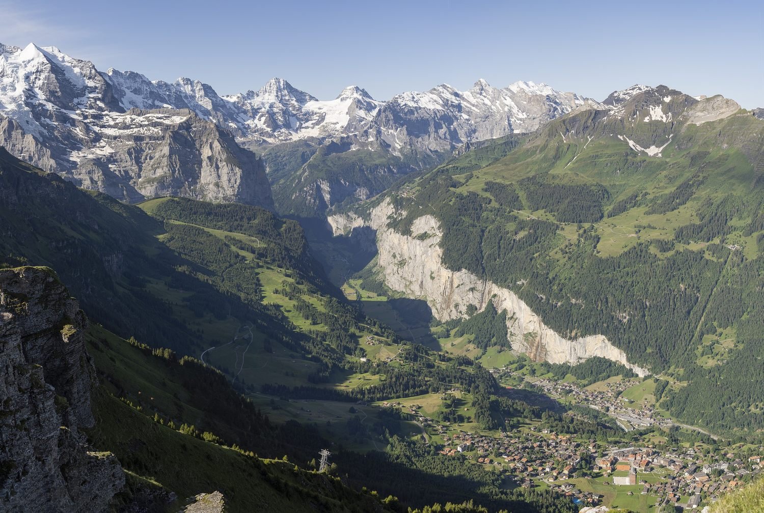 The Jungfrau Region Guide: Grindelwald, Lauterbrunnen & Mürren
