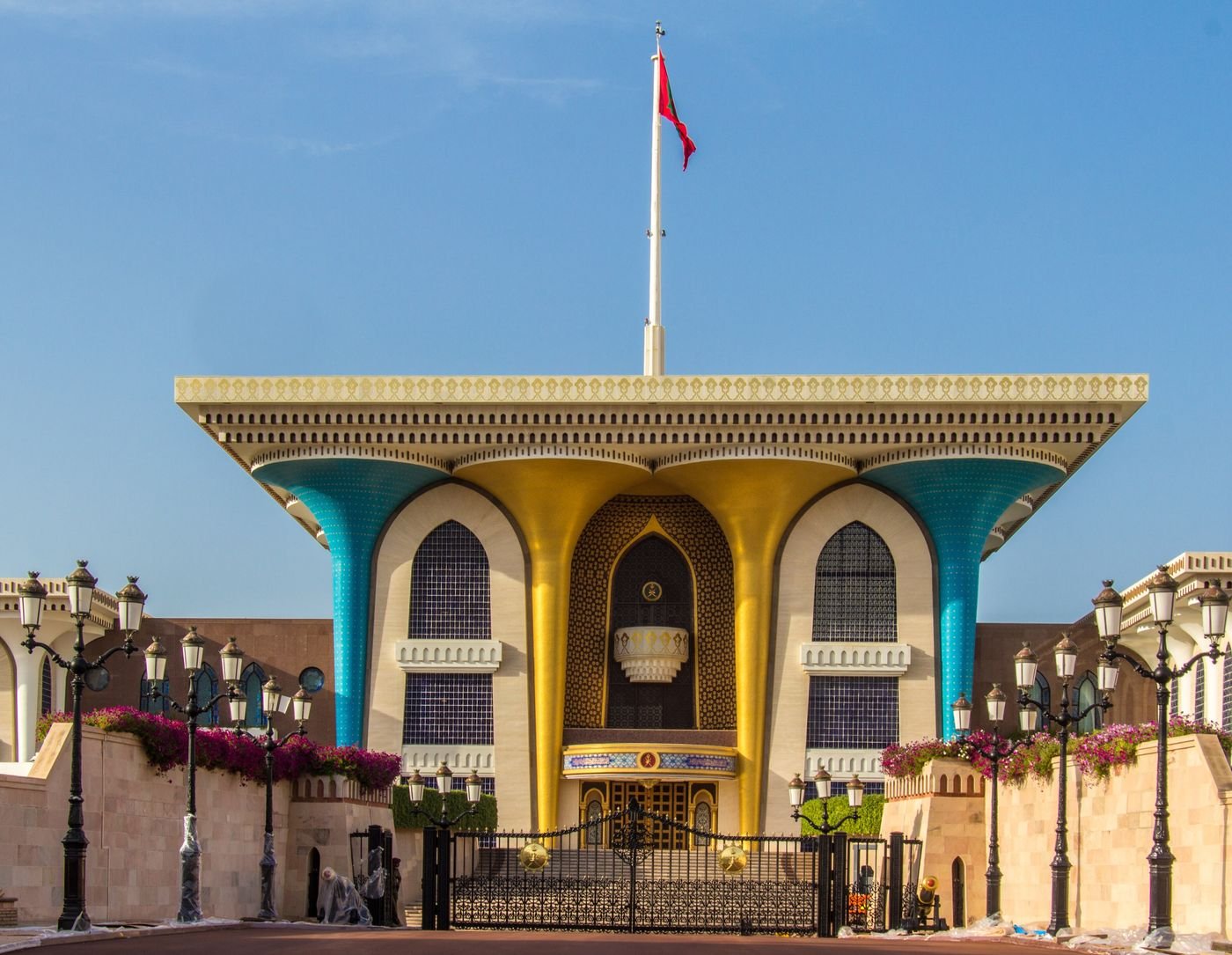 Istana Al Alam