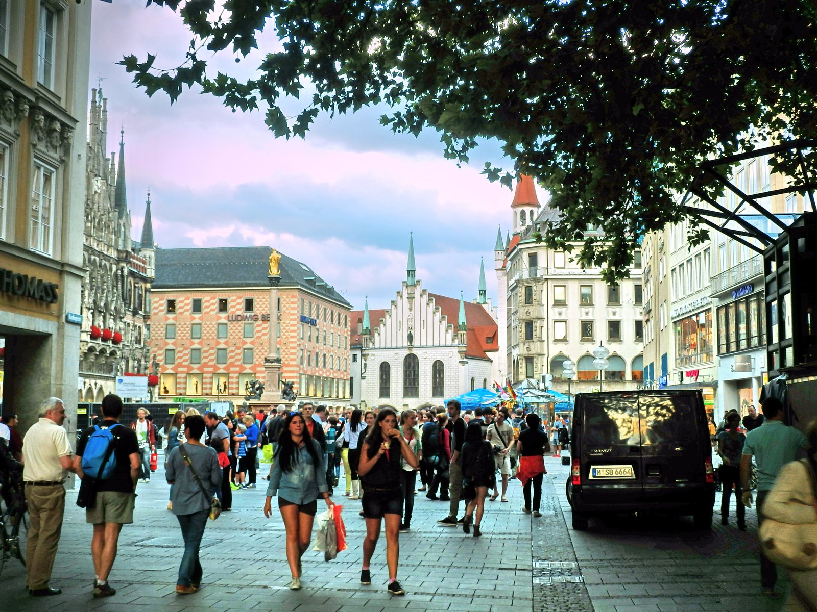 Shopping in Munich: Five Destinations for Every Budget